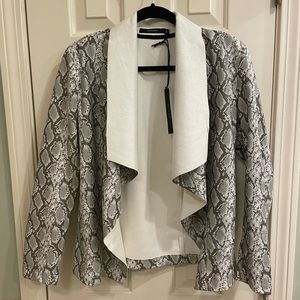 NEW $118 Tahari size small 4 6 white gray snake print open front jacket blazer